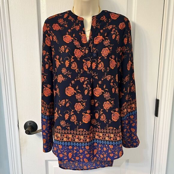 Nordstrom Pleione Floral Hi-lo Dress Shirt! 🌸 - Picture 1 of 3